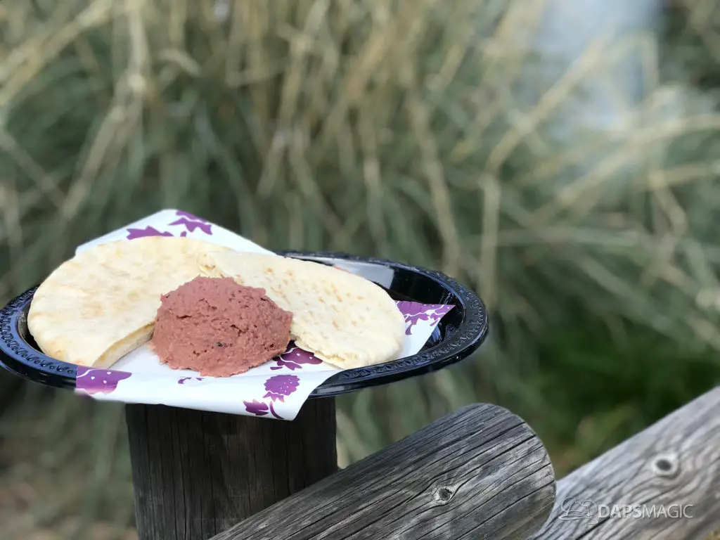 Knott's Berry Farm Boysenberry Festival - Boysenberry Hummus with Grilled Pita Bread