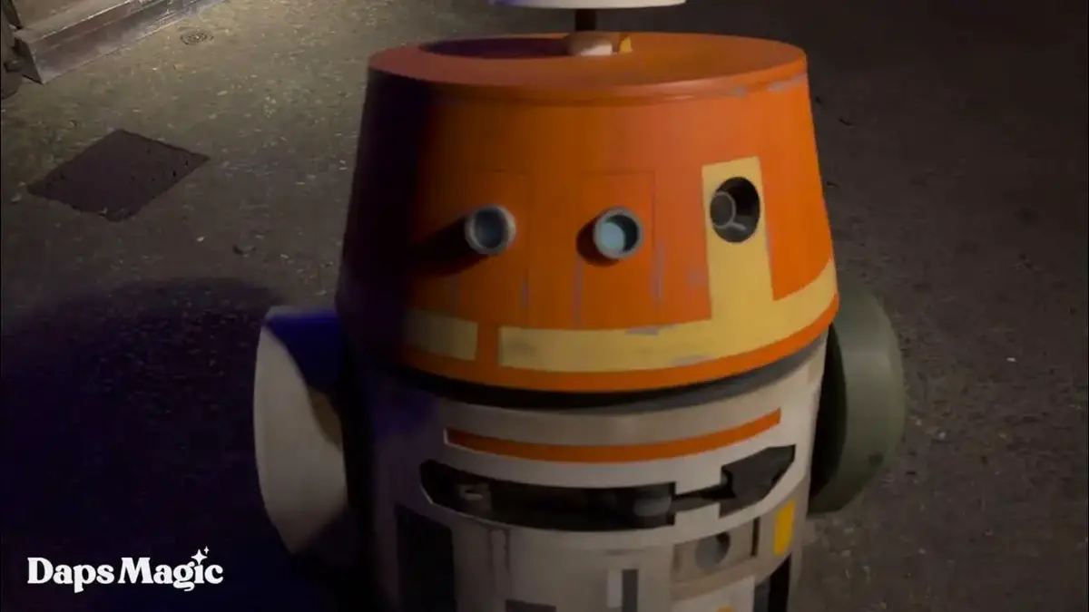 Star Wars Rebels: Meet Chopper, Grumpy Astromech Droid