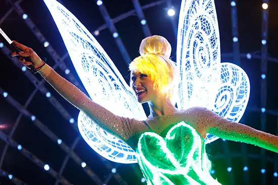 VIDEO: Behind the Scenes of ‘Paint the Night’ Parade