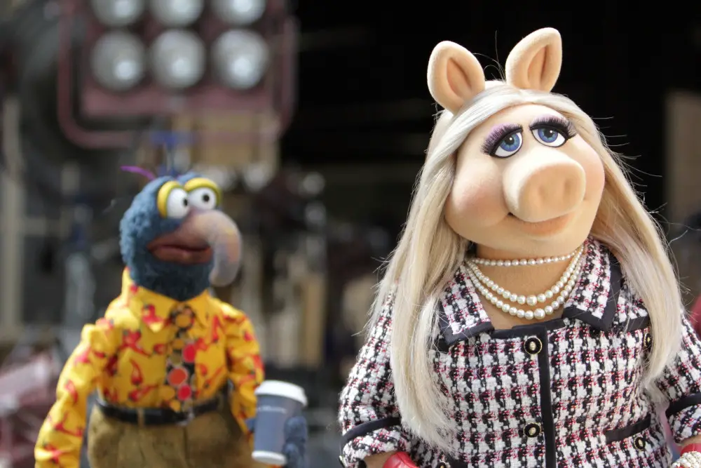 Here is Your First Look at ABC’s ‘The Muppets’
