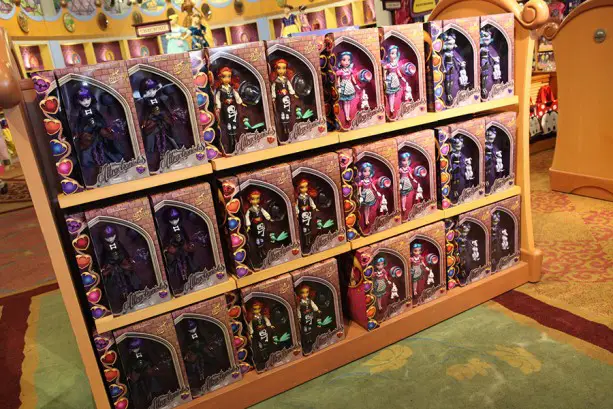 New ‘Disney Attractionistas’ Dolls to Debut in Disney Parks
