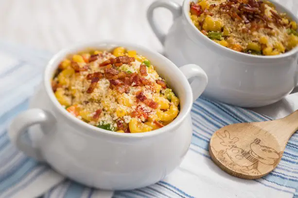 Disney Recipes: Epcot's Pepper Bacon Mac and Cheese Recipe