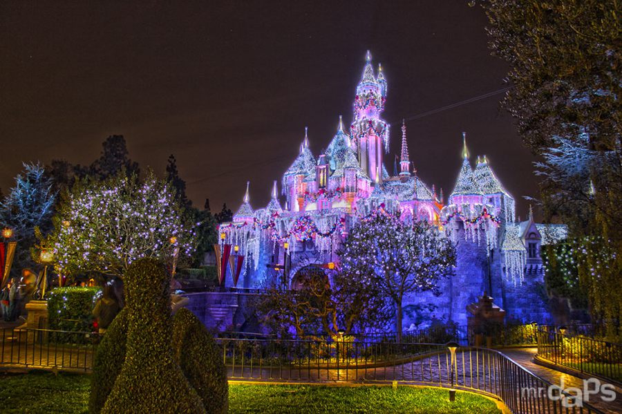 14 ‘Snow’ Sightings to Discover During Holidays at the Disneyland Resort