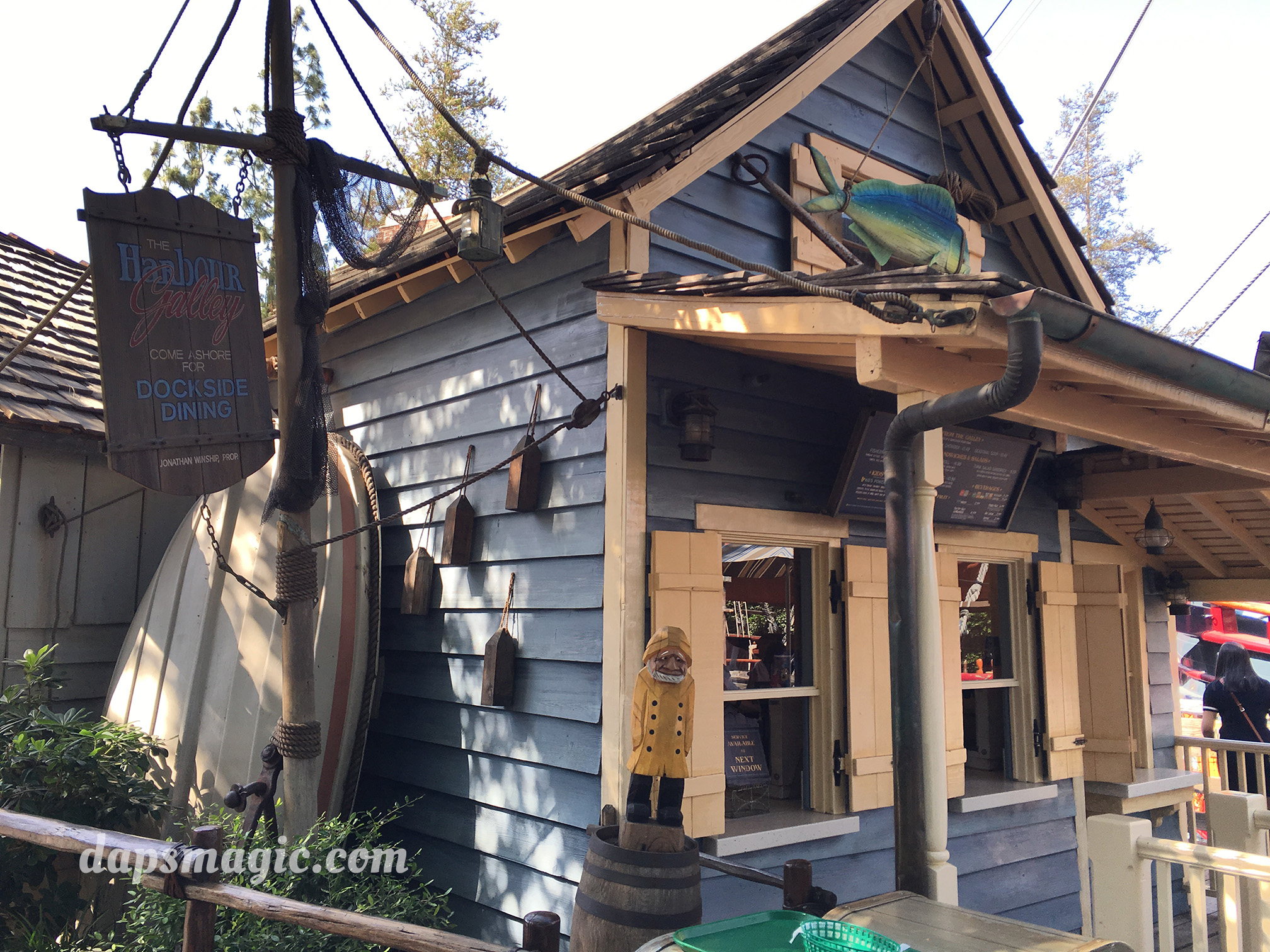 Top 5 Alternative Food Places At Disneyland