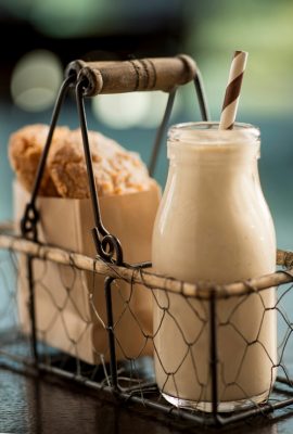 Geek Eats Disney Recipes: Pumpkin Milkshakes – Artist Point at Disney’s Wilderness Lodge