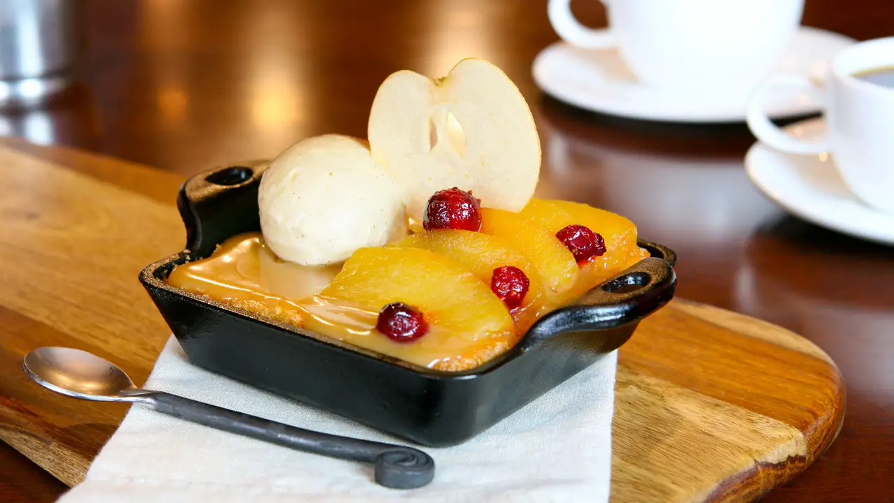 Geek Eats Disney Recipe: Warm Apple Butter Cake - Steakhouse 55 at the Disneyland Resort