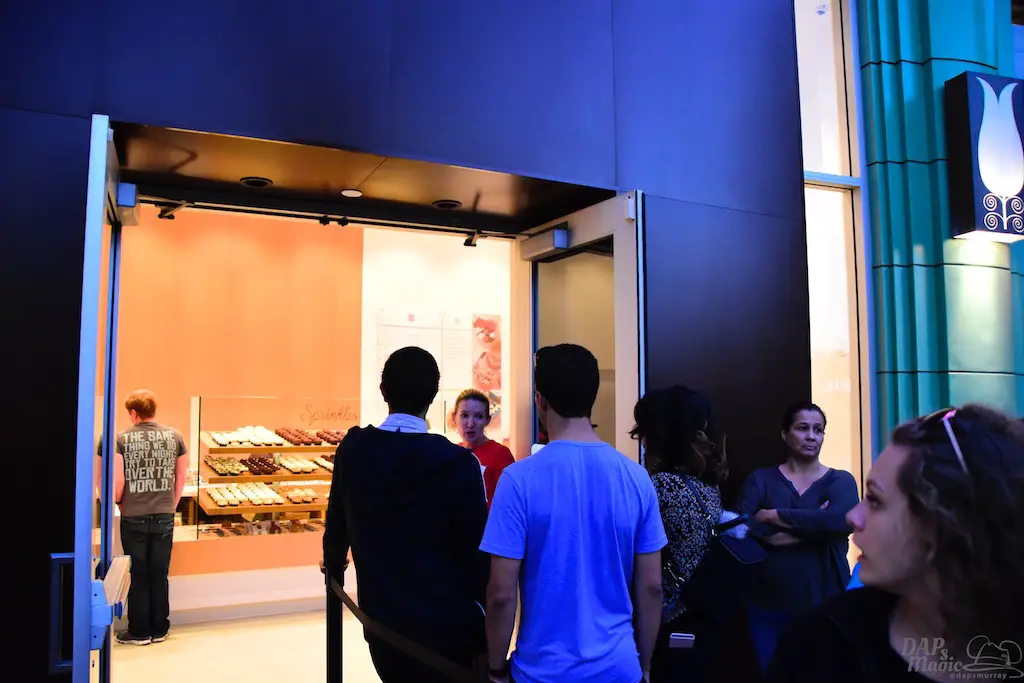 sprinklesdowntowndisney2 Daps Magic