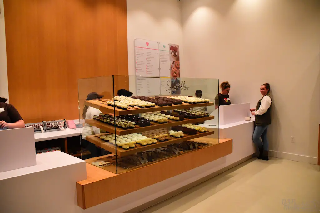 Sprinkles Now Open At Downtown Disney!