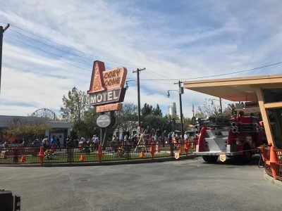 My Five Favorite Things To Do At Disneyland Alone