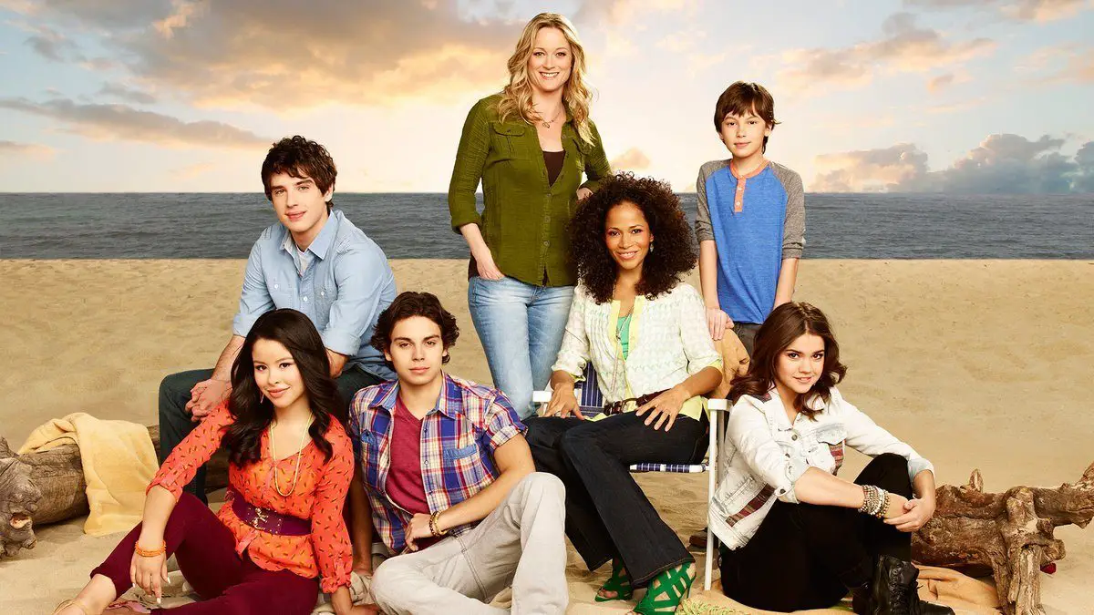 Meet the Stars of Freeform’s Hit Series THE FOSTERS, SHADOWHUNTERS, and STITCHERS, Plus Its New Series THE BOLD TYPE, at D23 Expo 2017