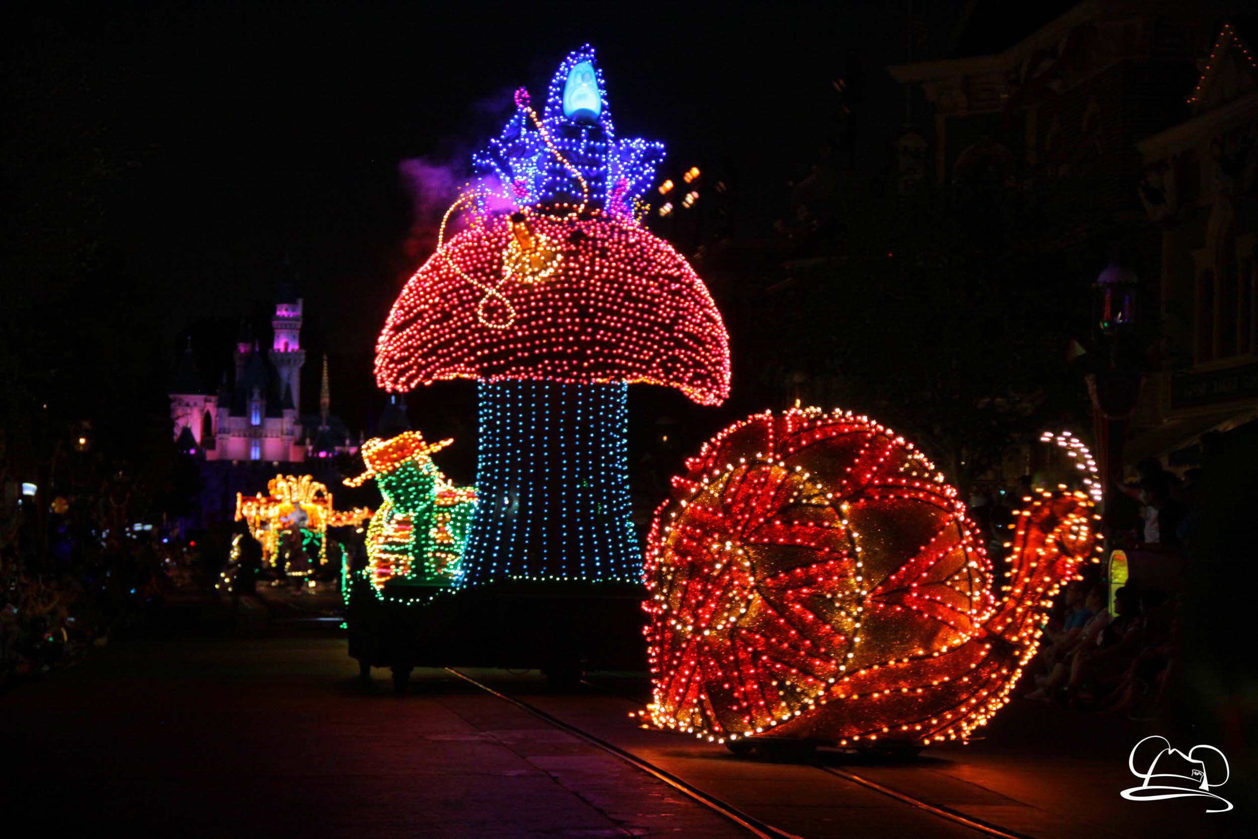 Main Street Electrical Parade Says Goodbye to Disneyland August 20th