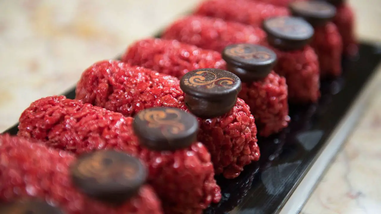 Geek Eats: Rice Krispies Bars from Sweet On You Aboard the Disney Fantasy Recipe