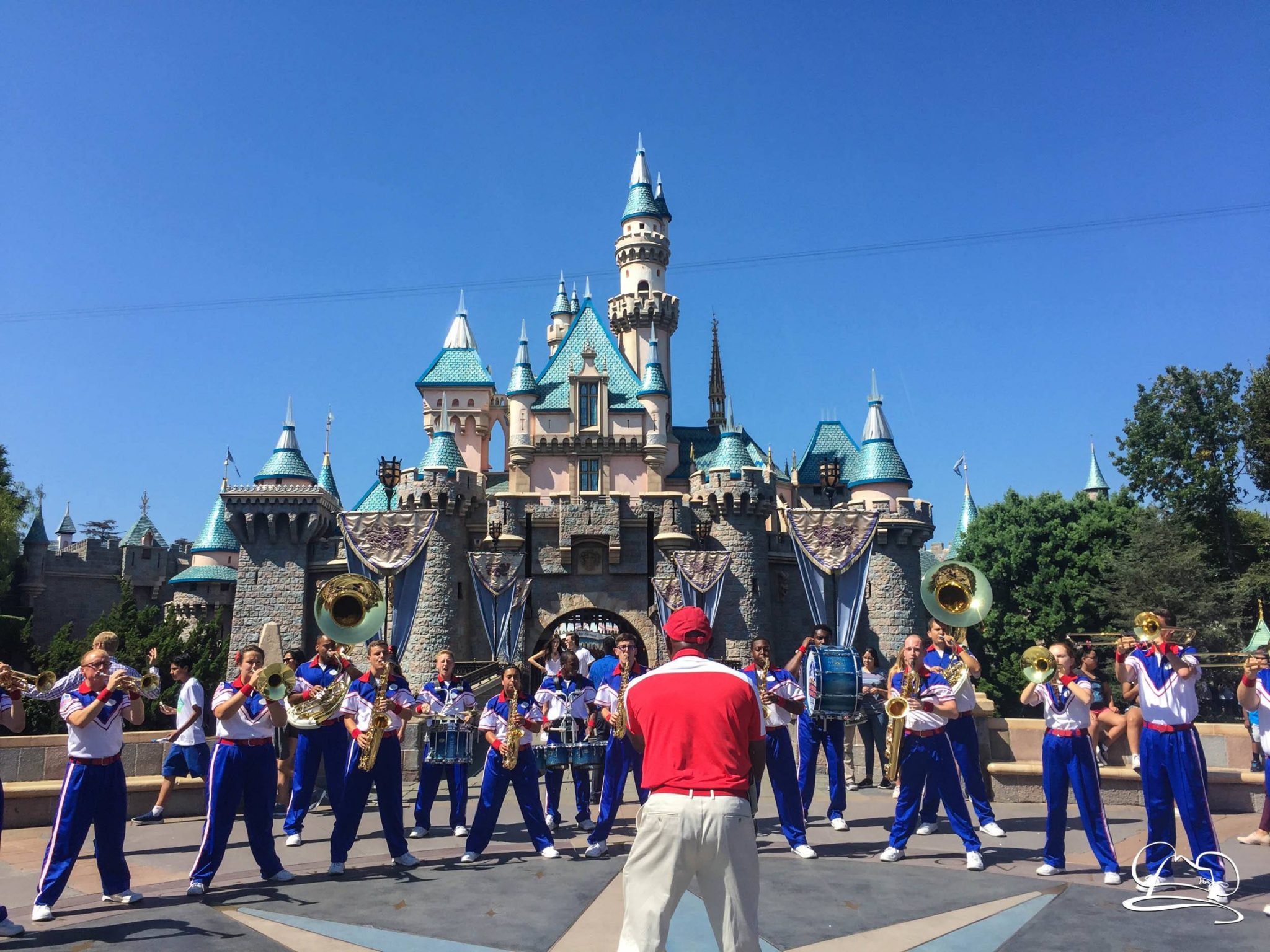 Disneyland Resort 2017 All-American College Band Says Goodbye!