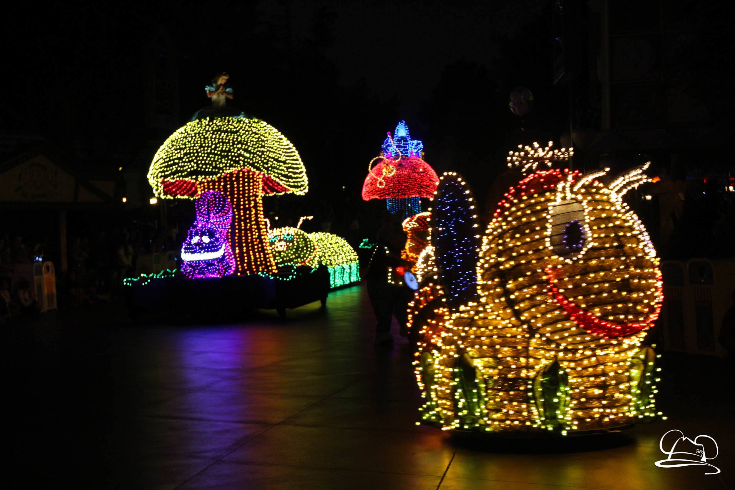 The Main Street Electrical Parade Says Goodbye and Goodnight to Disneyland