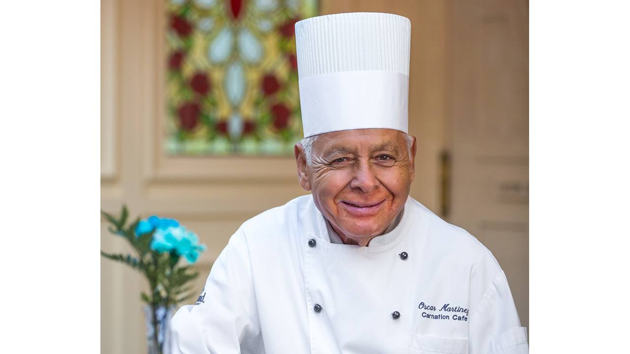 After 60 Years, Oscar Martinez Retires From Disneyland’s Carnation Cafe
