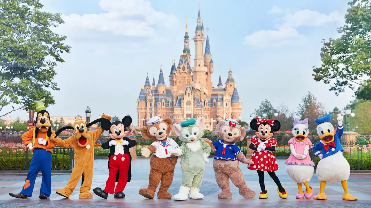 Gelatoni Makes Paws-itively Adorable Arrival at Shanghai Disney Resort