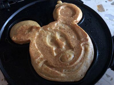 Geek Eats: Pumpkin Waffles