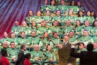 Candlelight Processional Narrators Announced for 2017 Holiday Season at Epcot