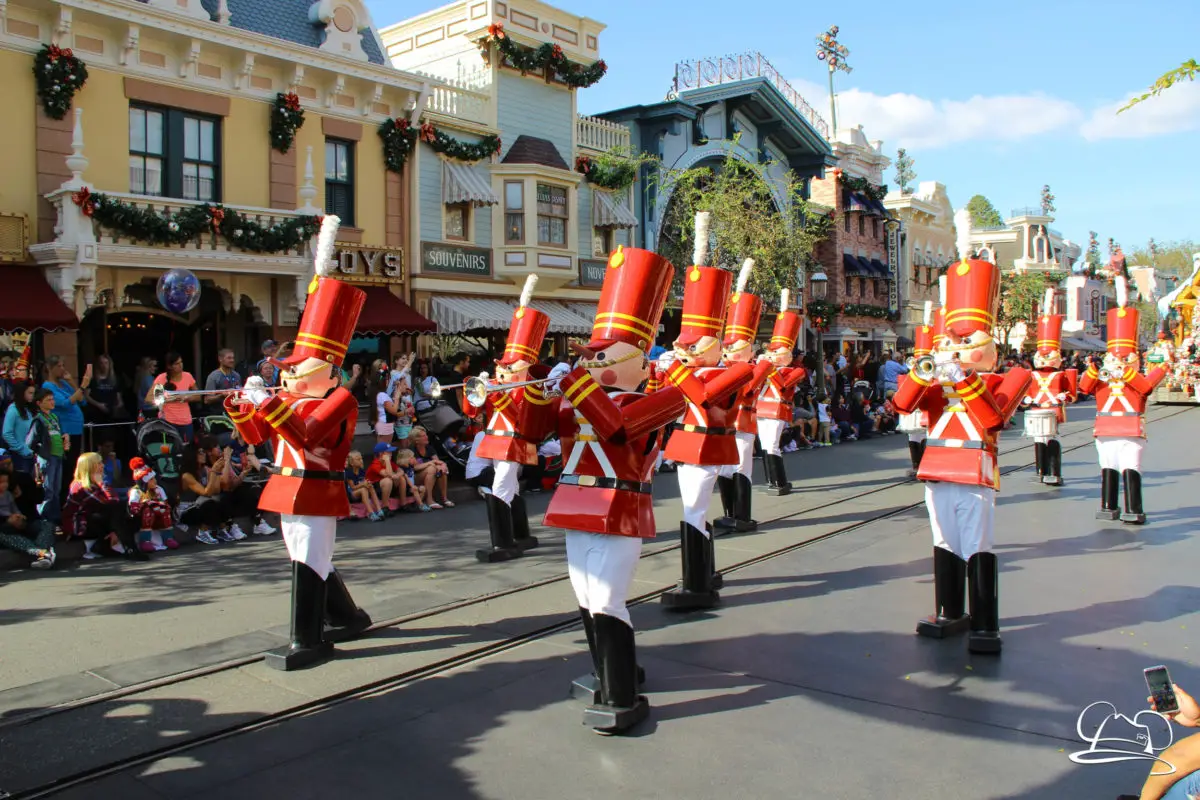 Holiday Time at the Disneyland Resort Kicks Off With A Christmas ...