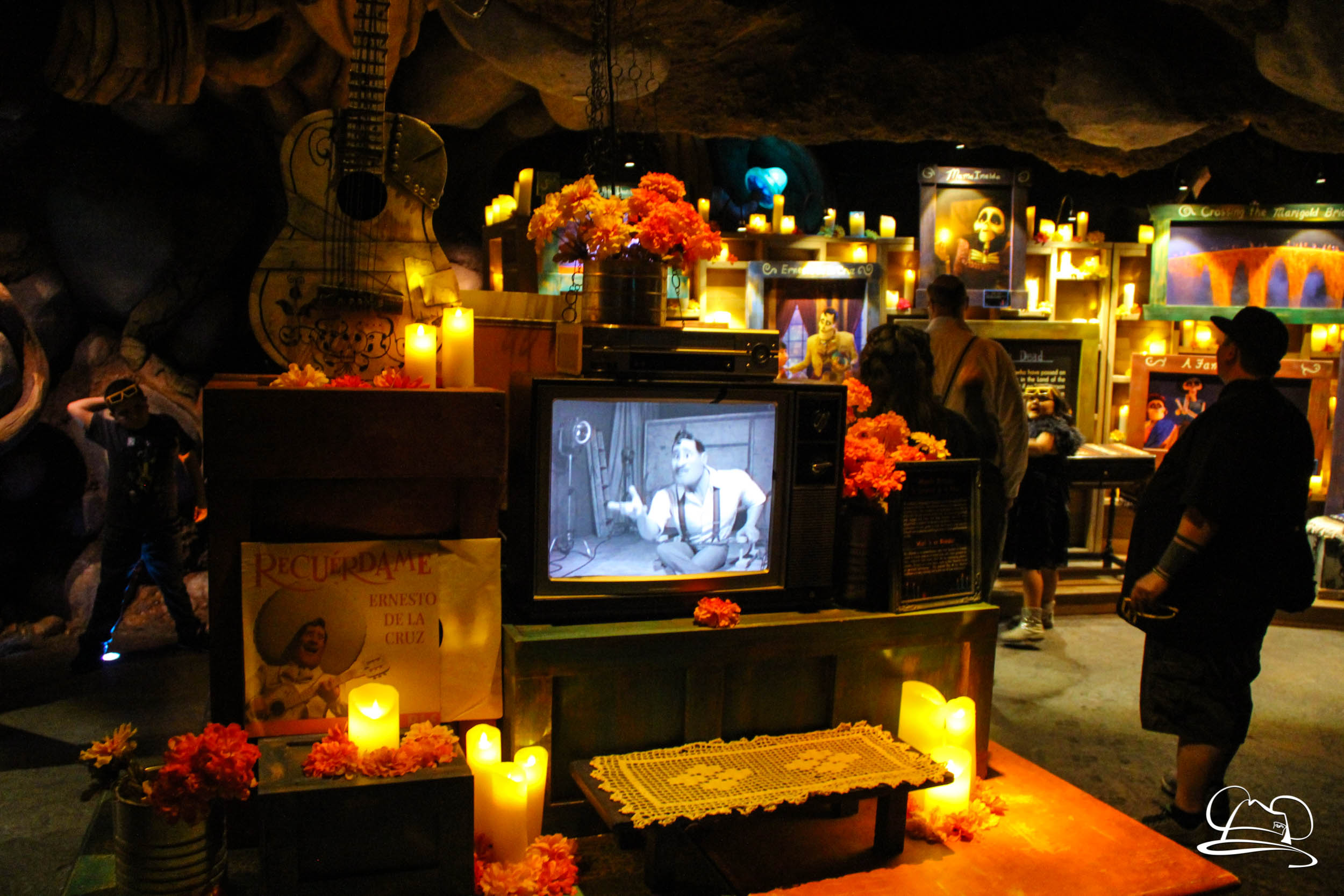 DisneyPixar's Coco Sneak Peek Delights Disney California Adventure