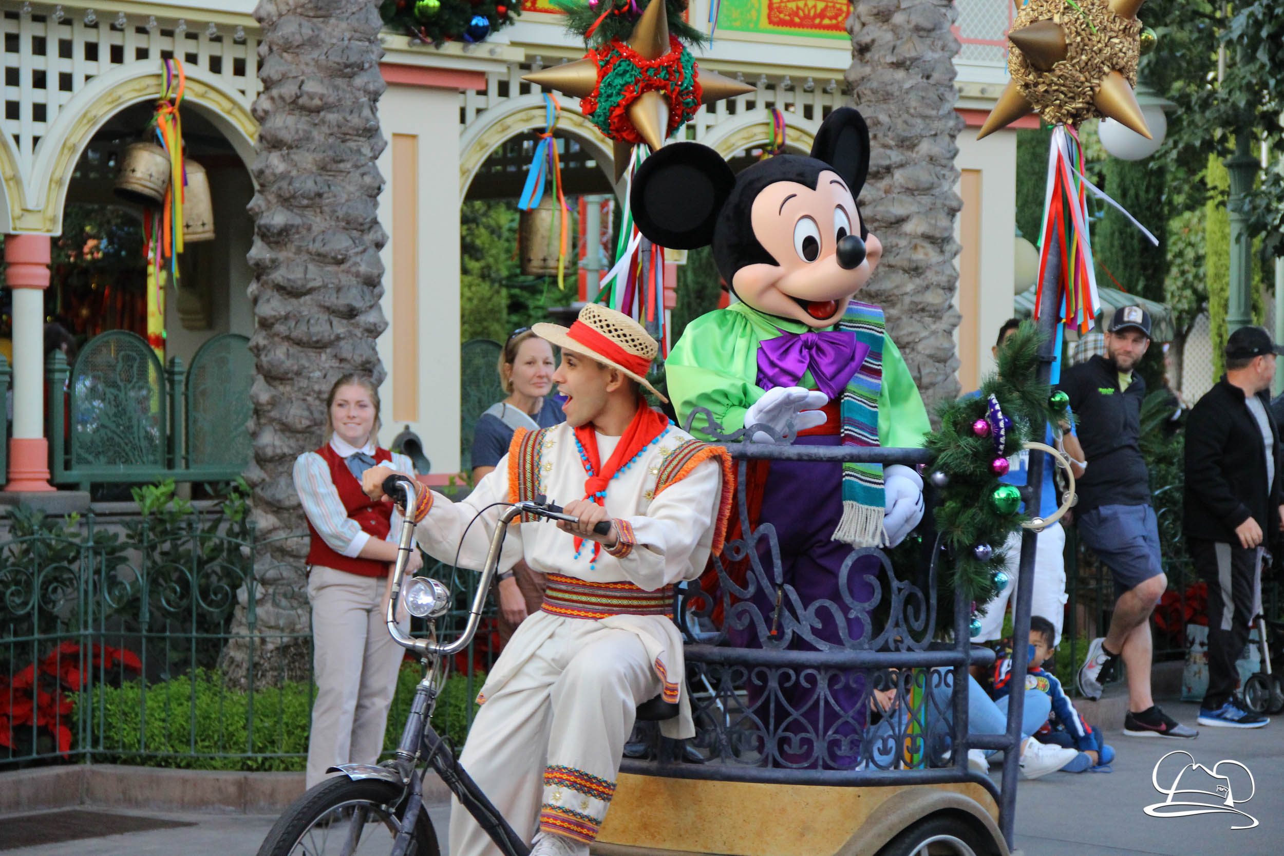 Disney ¡Viva Navidad! Festival of Holidays Disneyland Resor Daps