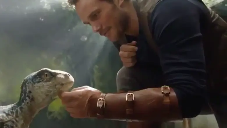 Six Second Tease of Jurassic World: Fallen Kingdom is Adorable and Terrifying