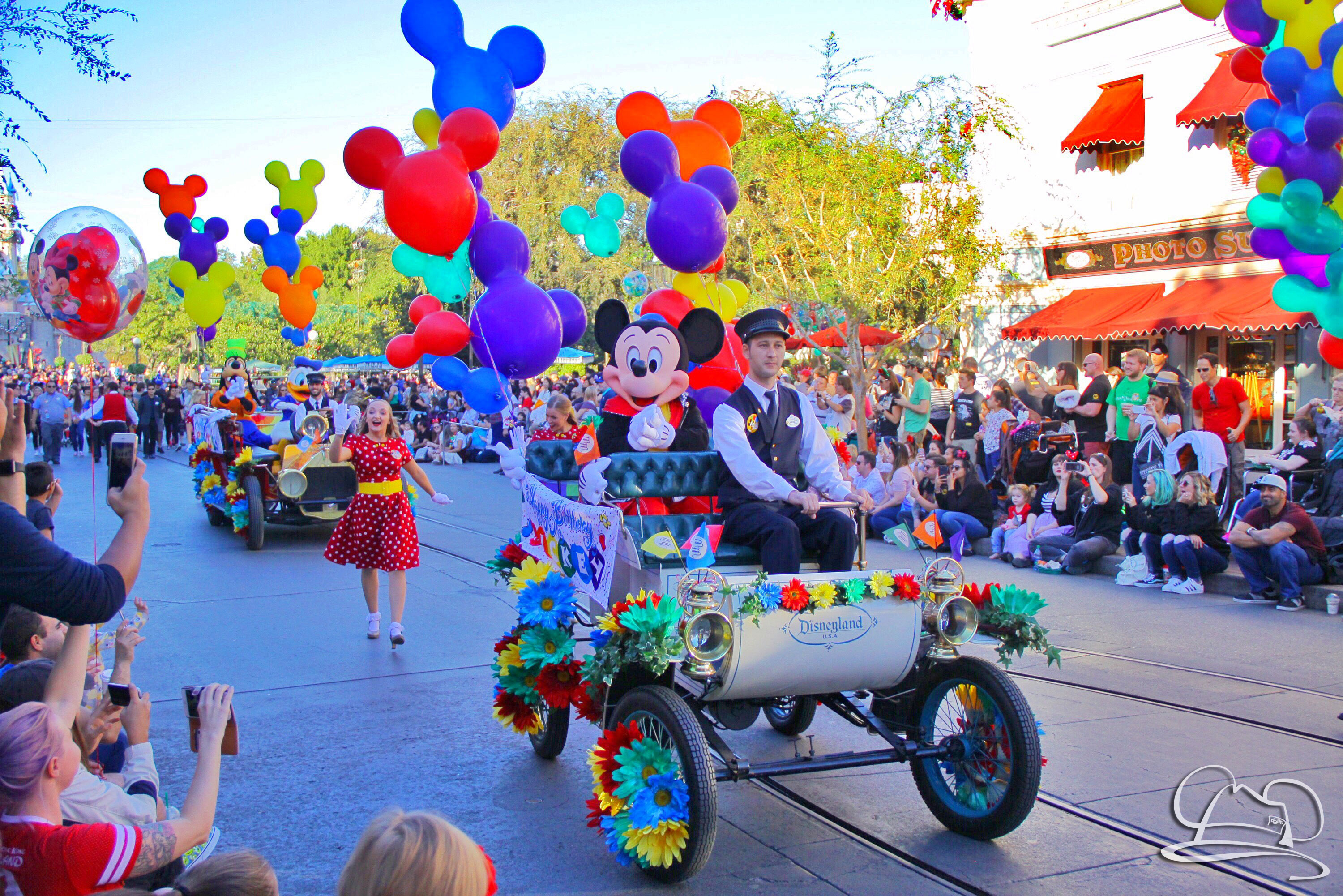 Celebrate #HappyBirthdayMickey With Mickey Mouse