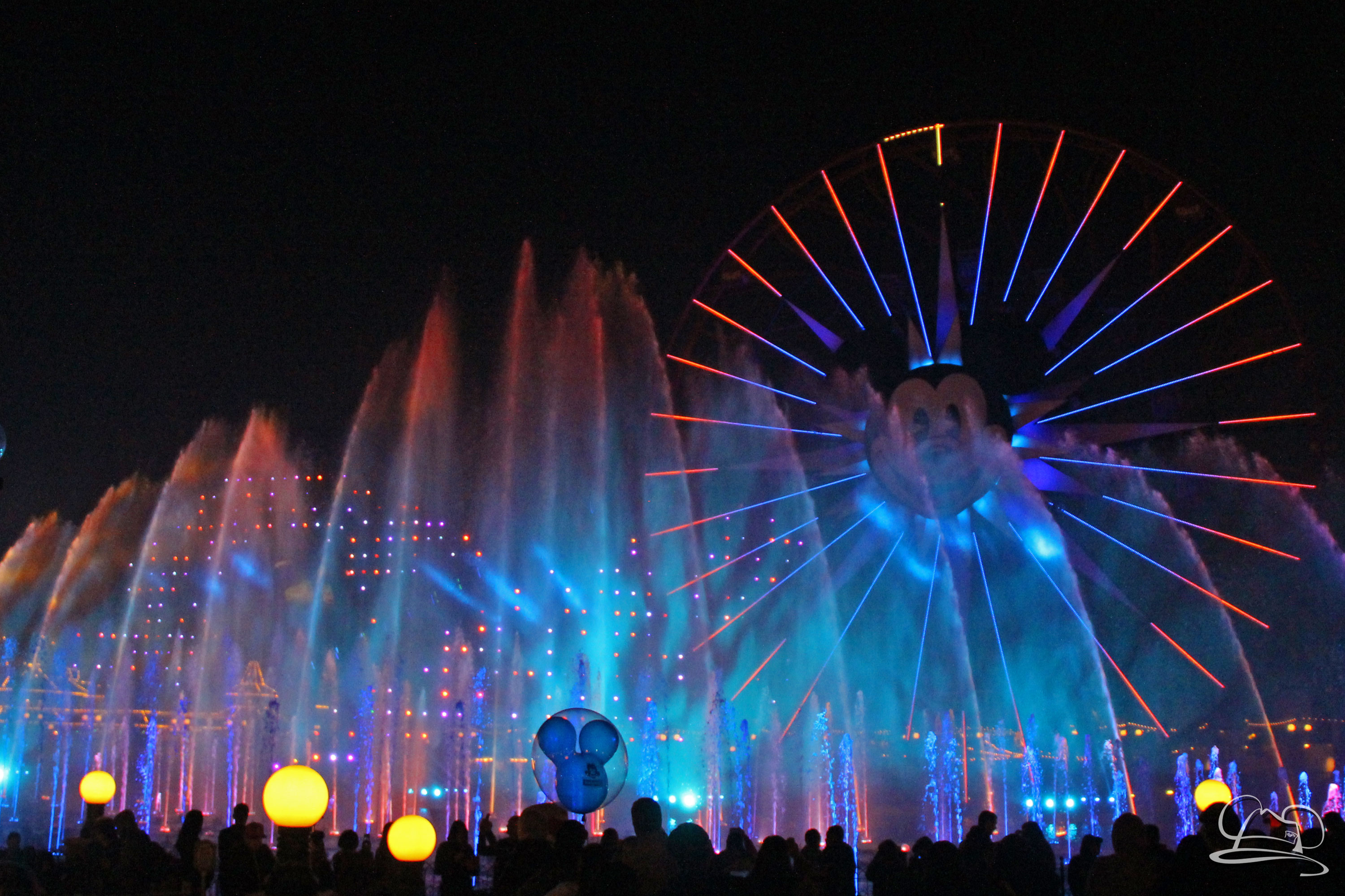 World of Color – Season of Light – A Beautiful Night Offering at the Disneyland Resort