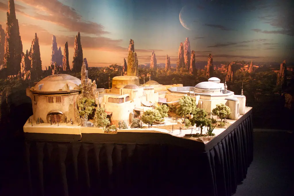 Galaxy’s Edge Model Lands at Star Wars Launch Bay in Disneyland