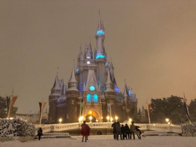 The Tokyo Disney Resort Turns into a Winter Wonderland!