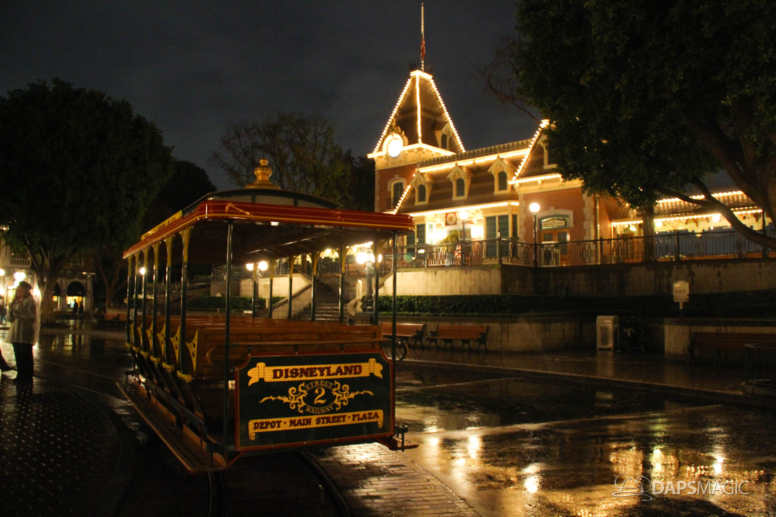 Rain Returns to the Disneyland Resort