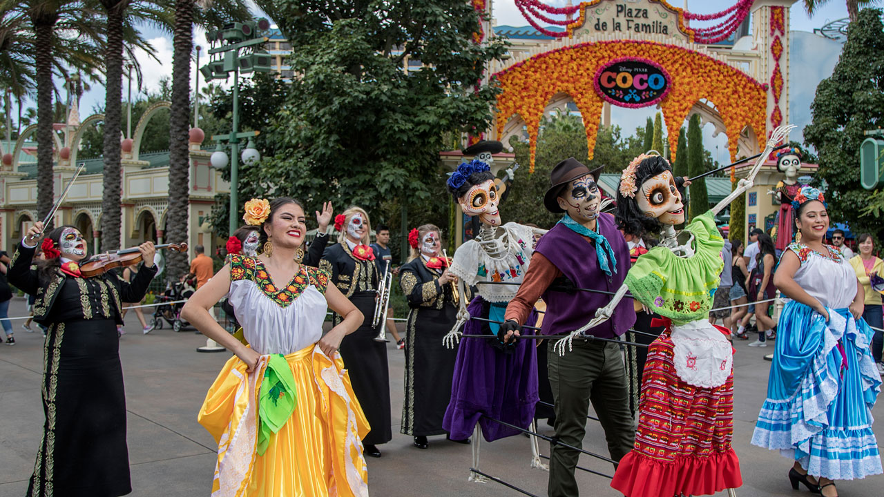 Disneyland Resort to Celebrate Spirit of Día de los Muertos This Fall in Both Parks