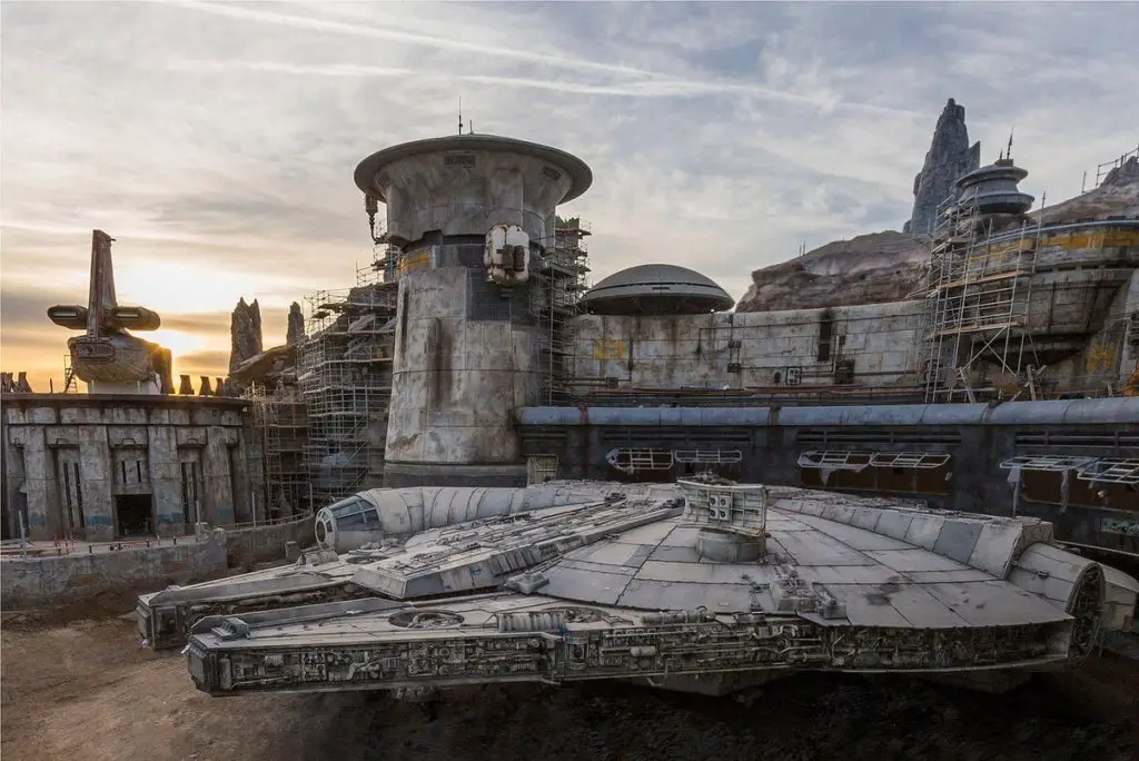 star wars the vintage collection galaxy's edge millennium falcon smuggler's run reviews