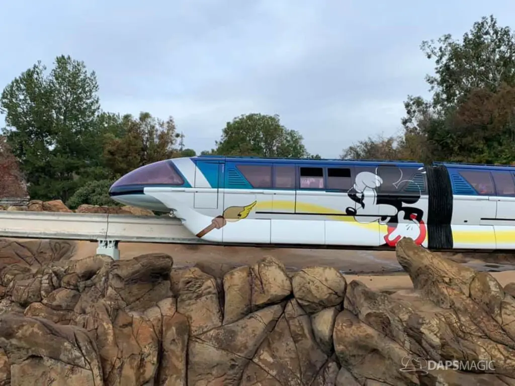 The Monorail Then and Now - The 60th Anniversary of a Disneyland Original