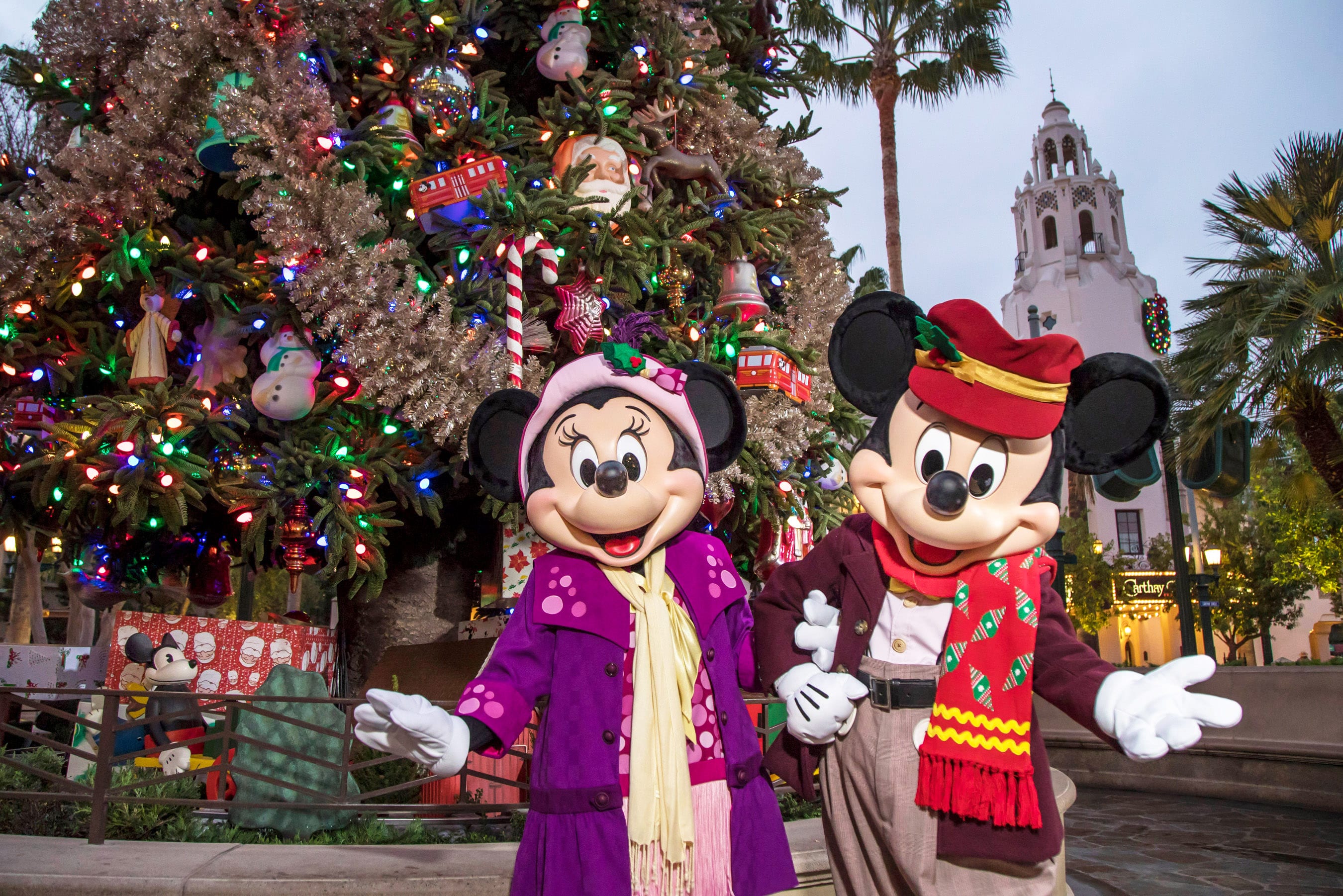 Disney Parks to Bring Holiday Cheer Tomorrow for #HalfwayToTheHolidays