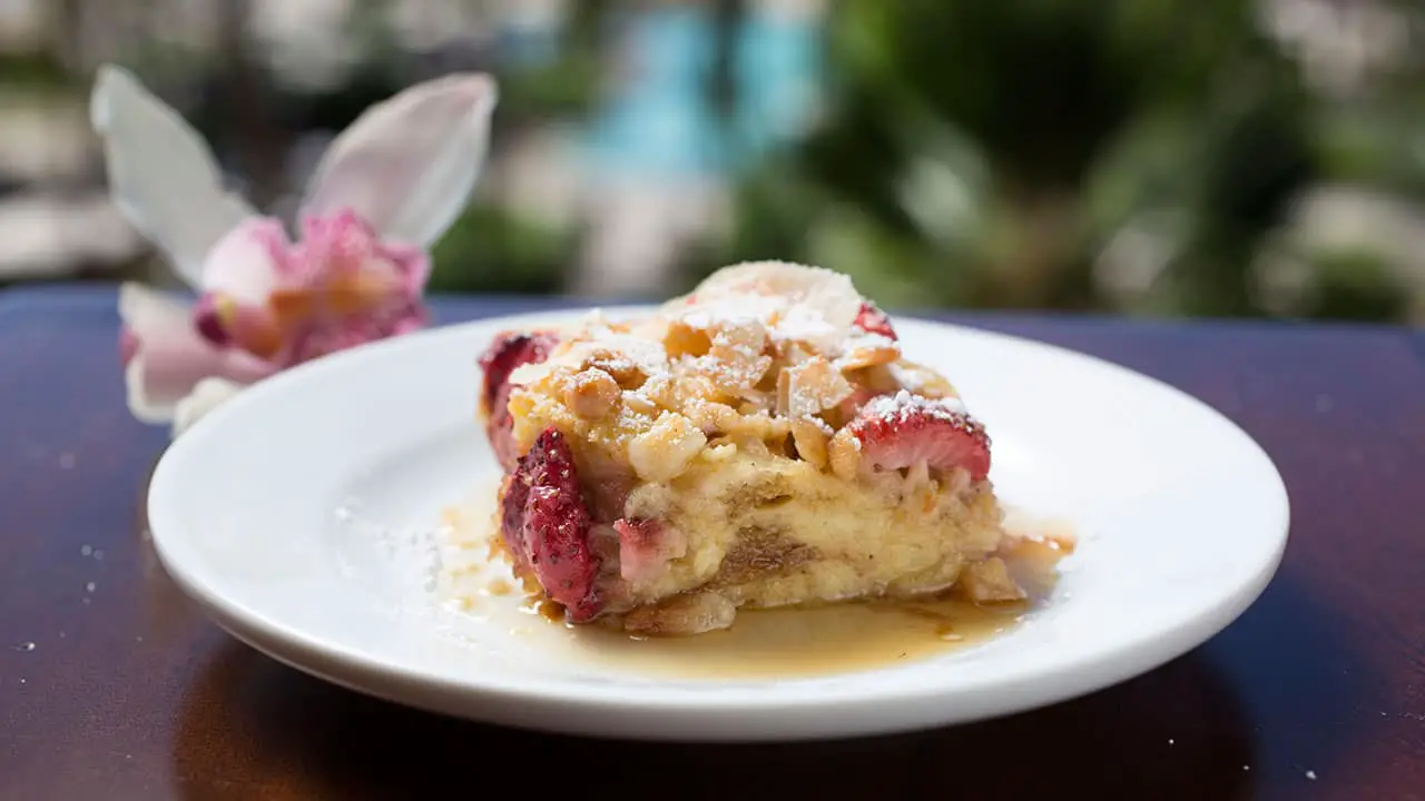 Strawberry Macadamia French Toast Bake