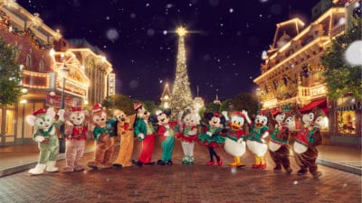 Dive into a Heartwarming Disney Christmas at Hong Kong Disneyland Resort