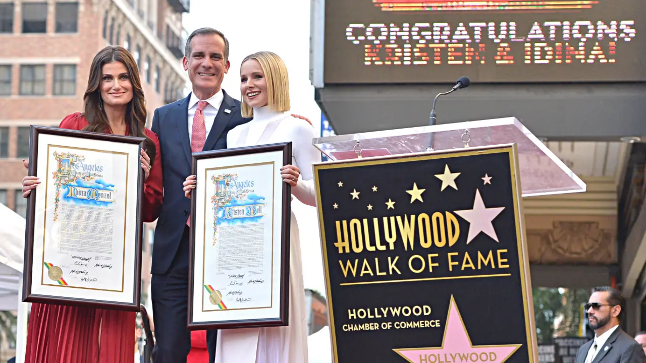 FROZEN 2’s Kristen Bell & Idina Menzel Honored Today with Stars on Hollywood Walk of Fame