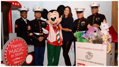Mandy Moore Kicks-Off shopDisney.com | Disney Stores and Toys for Tots Hoilday Collaboration!