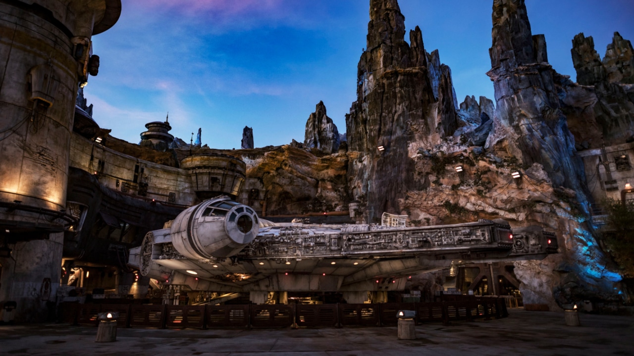 Star Wars: Galaxy’s Edge Honored with 7 Awards for Attraction, Merchandise and More