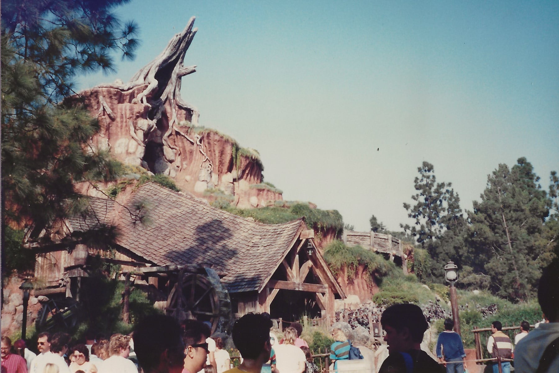 How Splash Mountain looked during the opening year