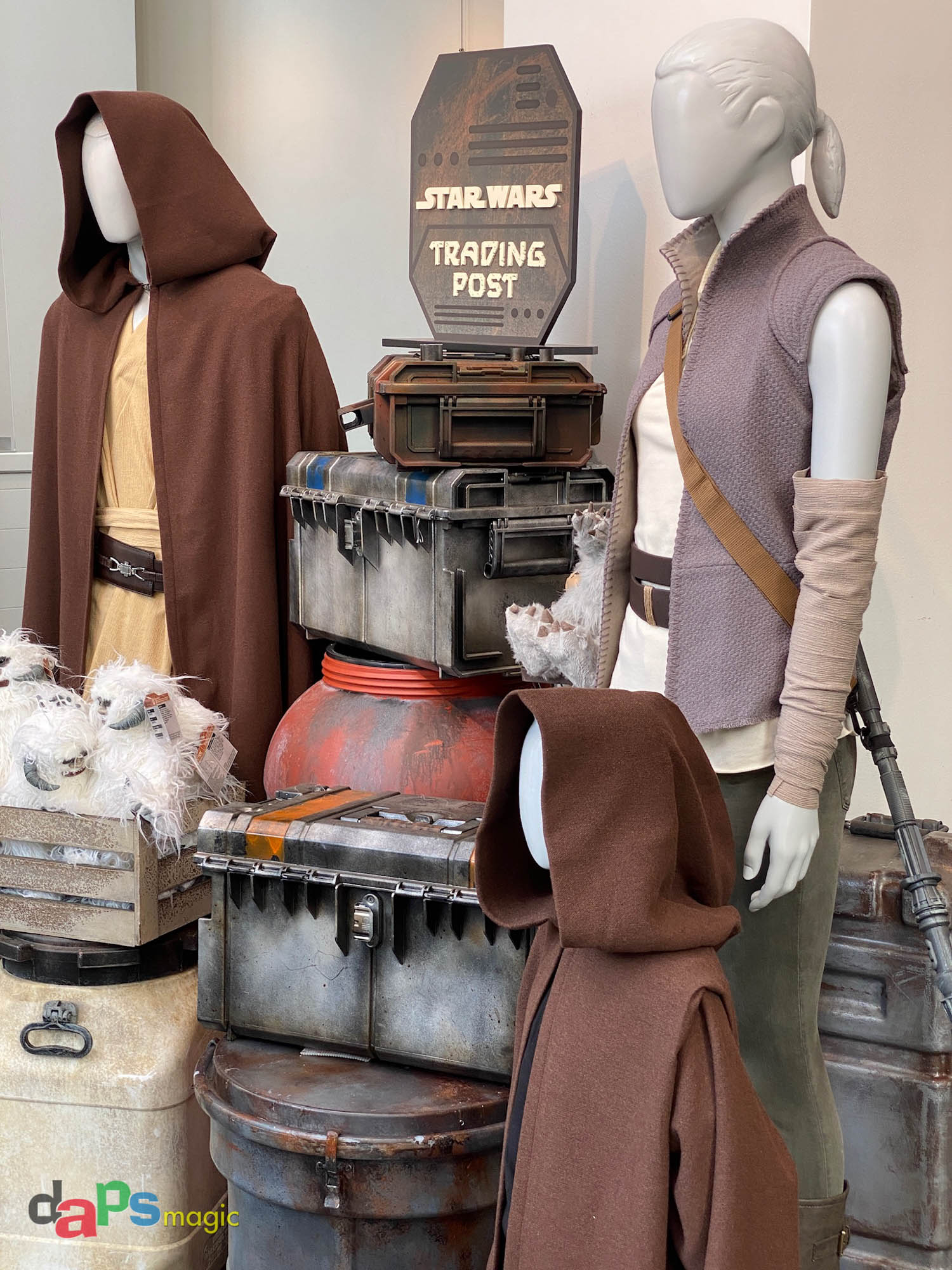 Star Wars Trading Post Downtown Disney District Disneyland Resort10 DAPS MAGIC