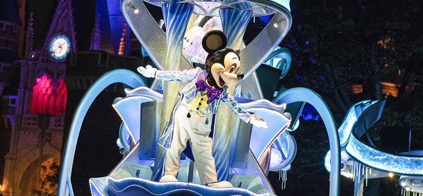 Nighttime Entertainment Returns to Tokyo Disneyland Resort
