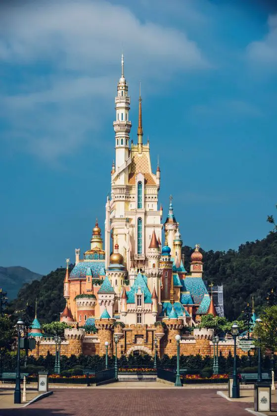 Photos: A Comprehensive Look at Hong Kong Disneyland's Castle of ...