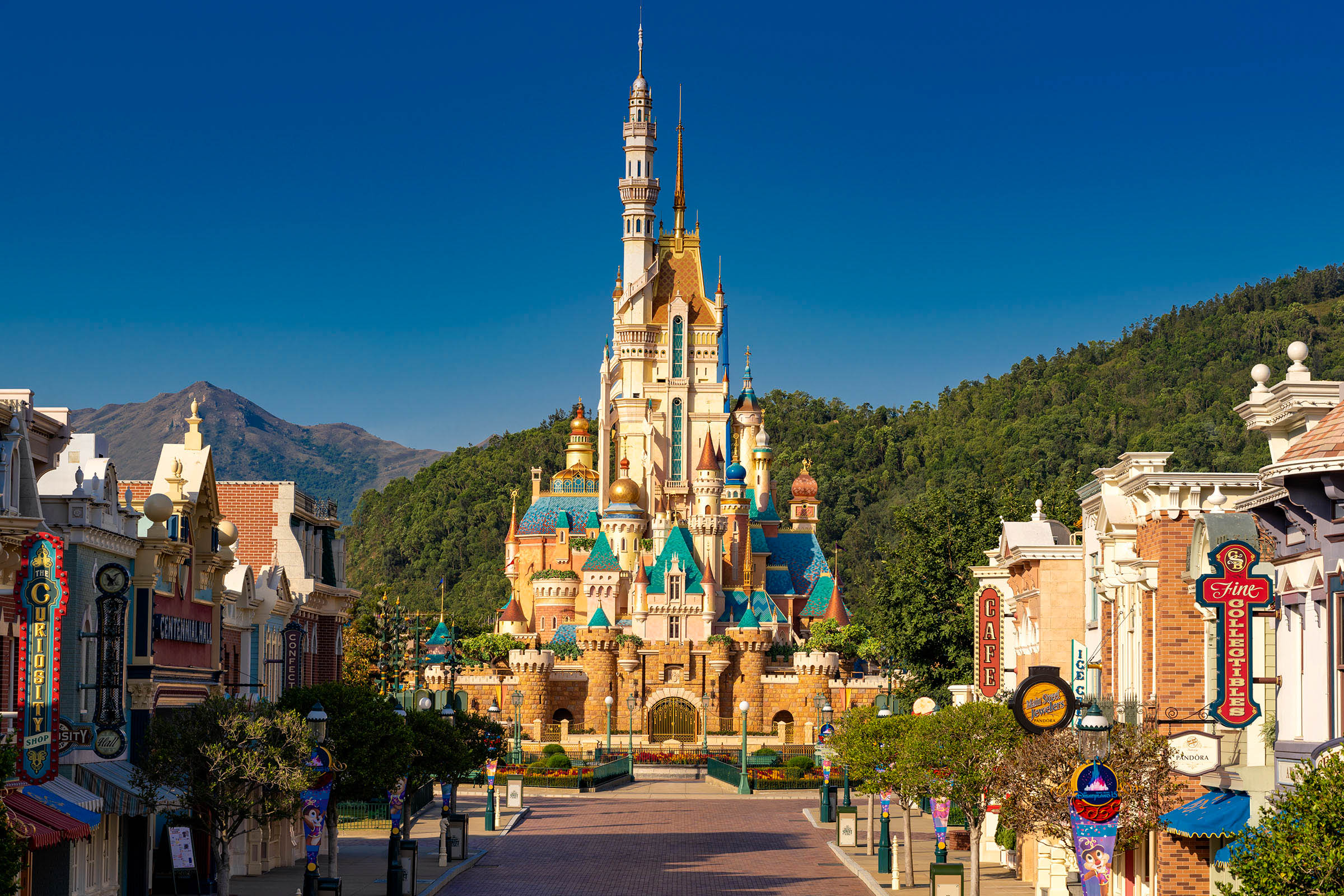 Castle Of Magical Dreams Hong Kong Disneyland 5 