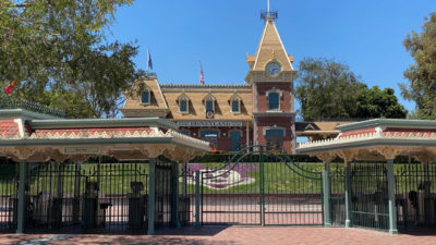 Disneyland - Featured Image