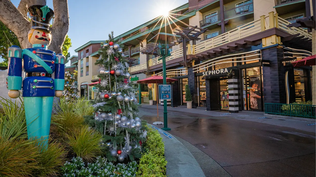 Holiday Decorations Arrive Ahead of Downtown Disney District Expansion into Buena Vista Street!