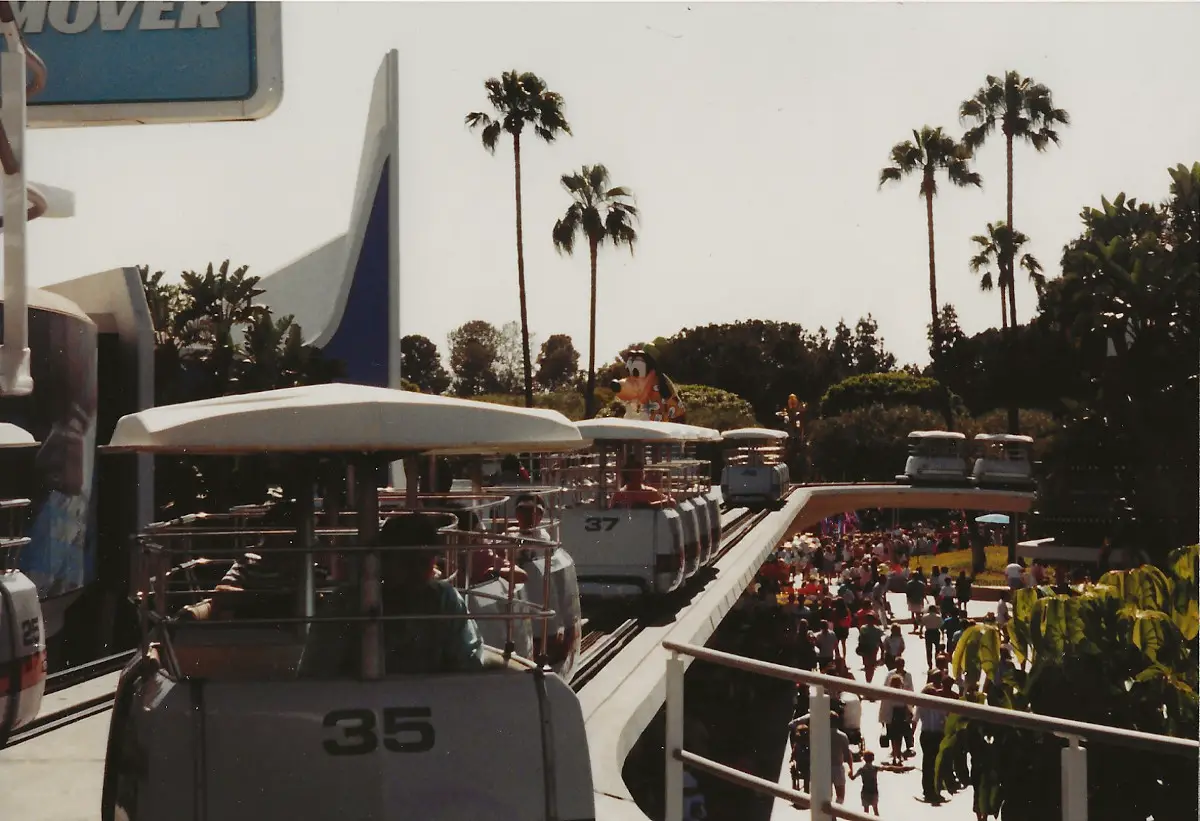 People Mover passengers in Tomorrowland found themselves staring down a King Kong sized Goofy looming over the end of the tracks.