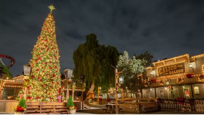 Knott's Berry Farm at Christmas