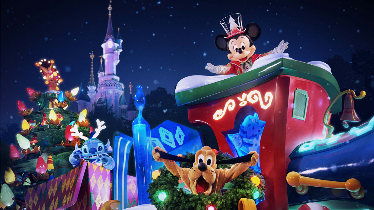Disneyland Paris to Kick off Christmas Season with New Parade!